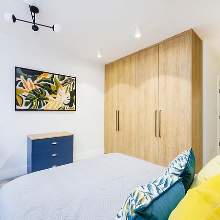 Luxury Spacious 2 Bed Apartment, London - Sk Bagian luar foto