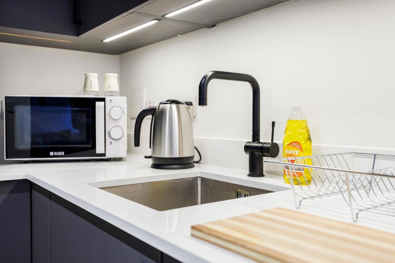 Luxury Spacious 2 Bed Apartment, London - Sk Bagian luar foto