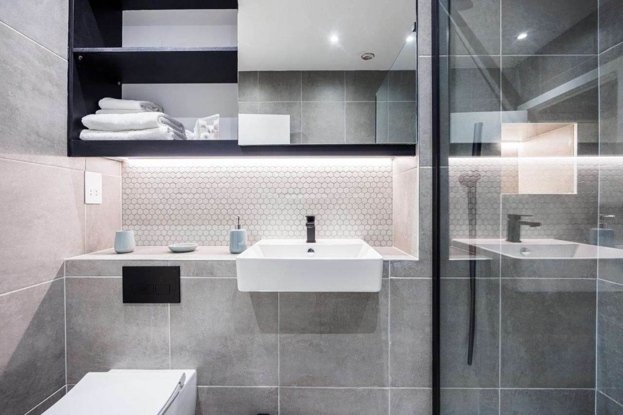 Luxury Spacious 2 Bed Apartment, London - Sk Bagian luar foto