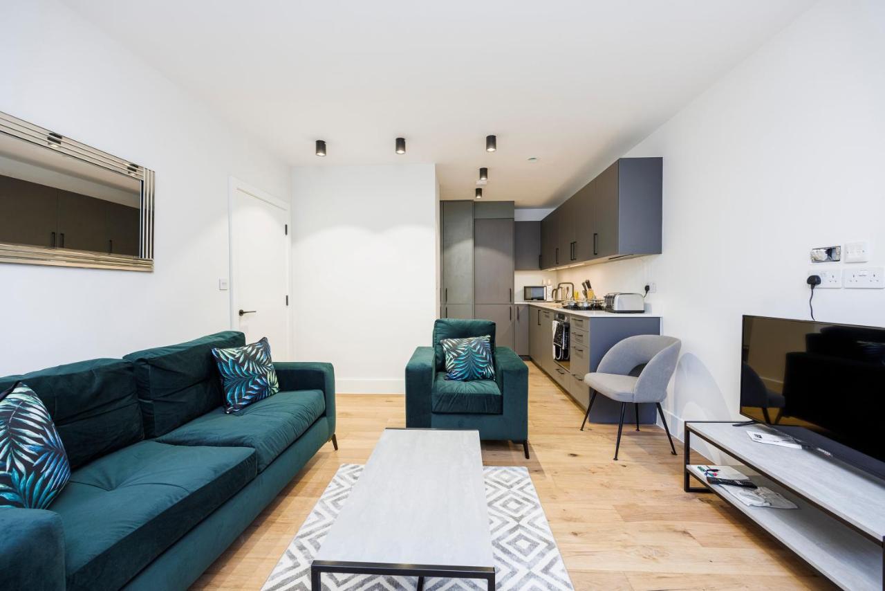 Luxury Spacious 2 Bed Apartment, London - Sk Bagian luar foto