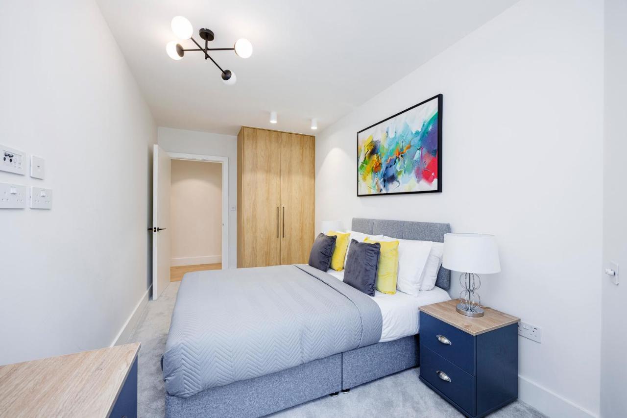 Luxury Spacious 2 Bed Apartment, London - Sk Bagian luar foto