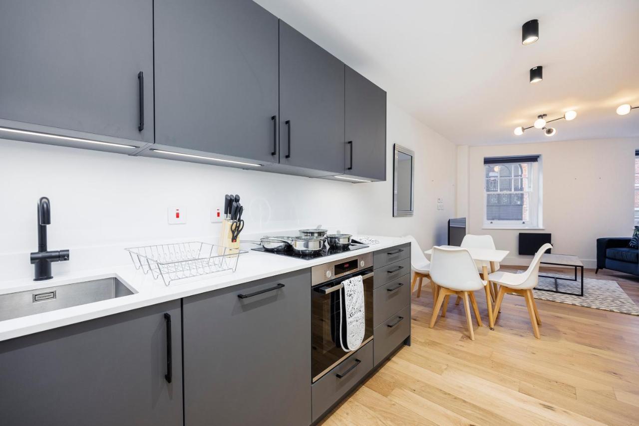 Luxury Spacious 2 Bed Apartment, London - Sk Bagian luar foto